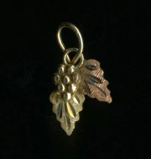 10K 15mm Fine Solid Yellow & Rose Gold Grape Leaf Petal Plant Pendant Charm )pn