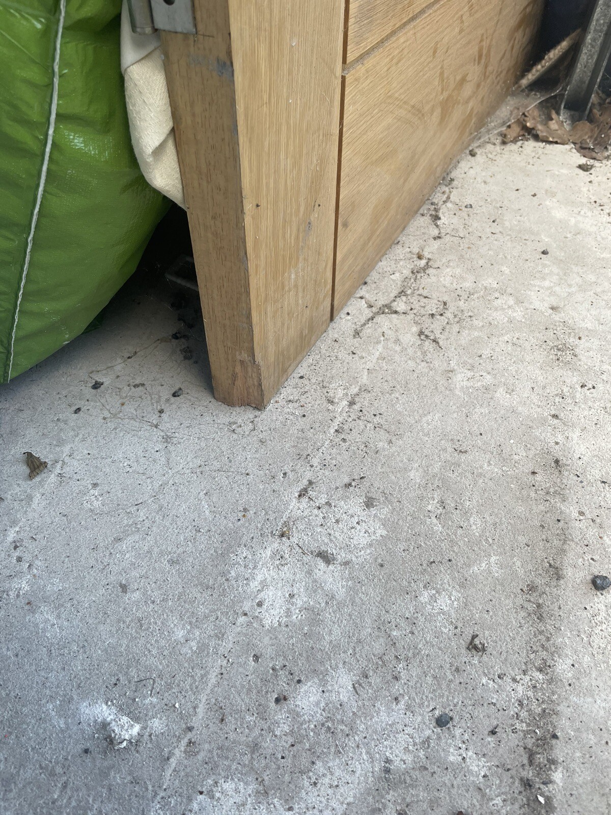 DFH0140 Howdens Metro Oak Prefinished Security door. eBay