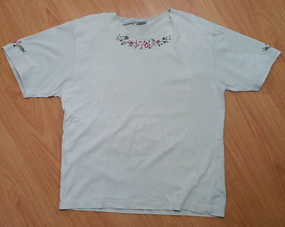 Womens Top Sz M T Shirt Mint Green with Pink Rose Floral Embroidery New Old Stck