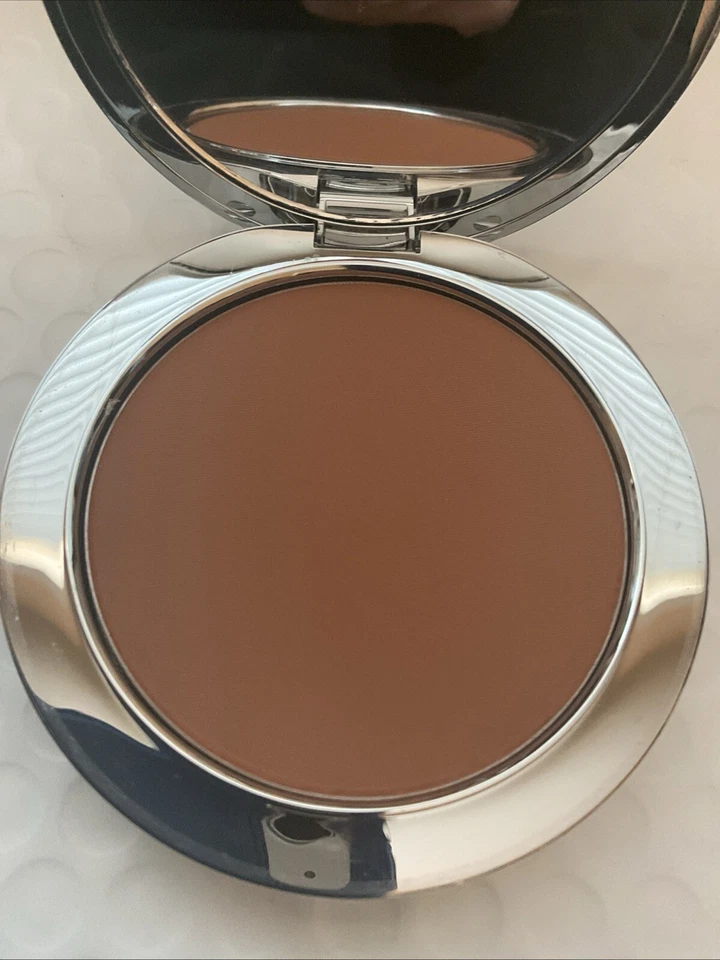 Rock & Republic Exhibition Pressed Powder #8235 Velvet RARE Discontinued HTF Foto 3 de 3