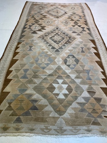 Antique Oriental Hand-Knotted Wool Area Rug Ivory/Beige/Blue 5'3" x 9'5"