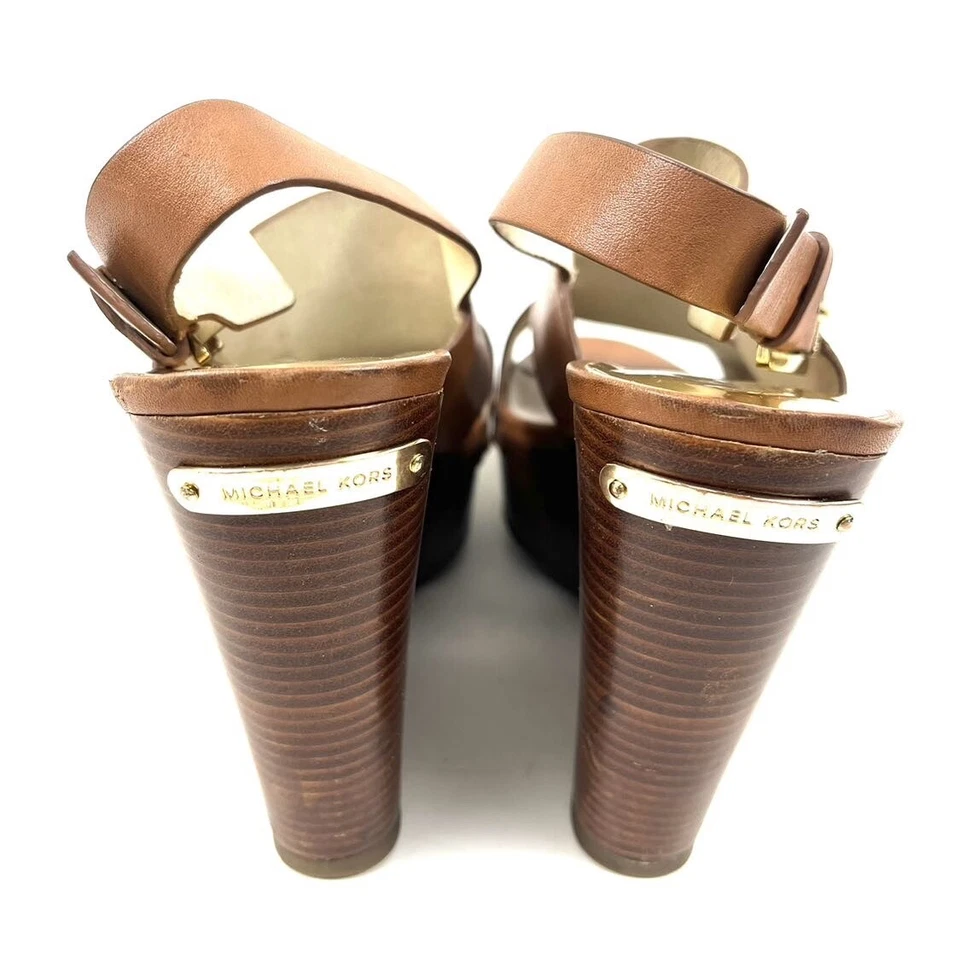 Sandalias de cuña Michael Kors Carina punta abierta marrón dorado PW14K talla 10M Foto 4 de 4