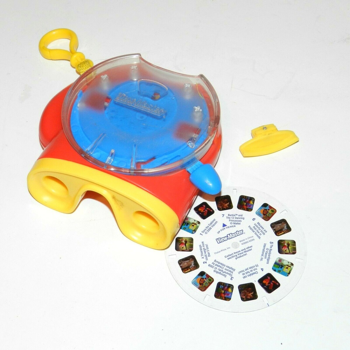 2002 View master Reel Viewer 3D # 74332 Fisher Price Red