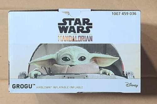 Grogu with Santa Hat Christmas Inflatable - Picture 2 of 3