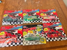 Racing Champions 1:64 Diecast NASCAR Team Transporter Lot Hooters Quaker State