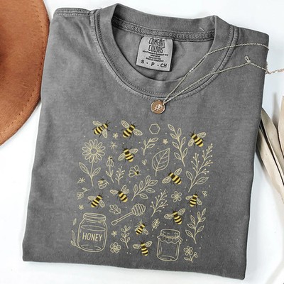 Vintage Bee Botanical Honeycomb Comfort Tee