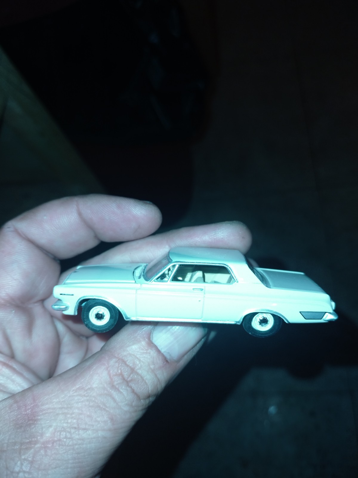 Picture 1 of 5
