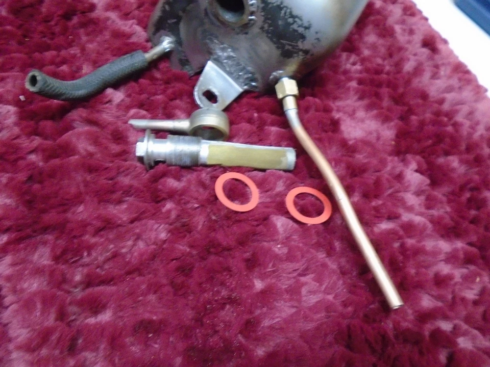 BSA B33 500 1949 Gold Star B31 B32 B34 XB33 A10 tanque de aceite rígido Foto 3 de 4