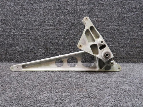 6565036-12 Cessna Citation 560XL Outboard Flap Bellcrank Assembly RH