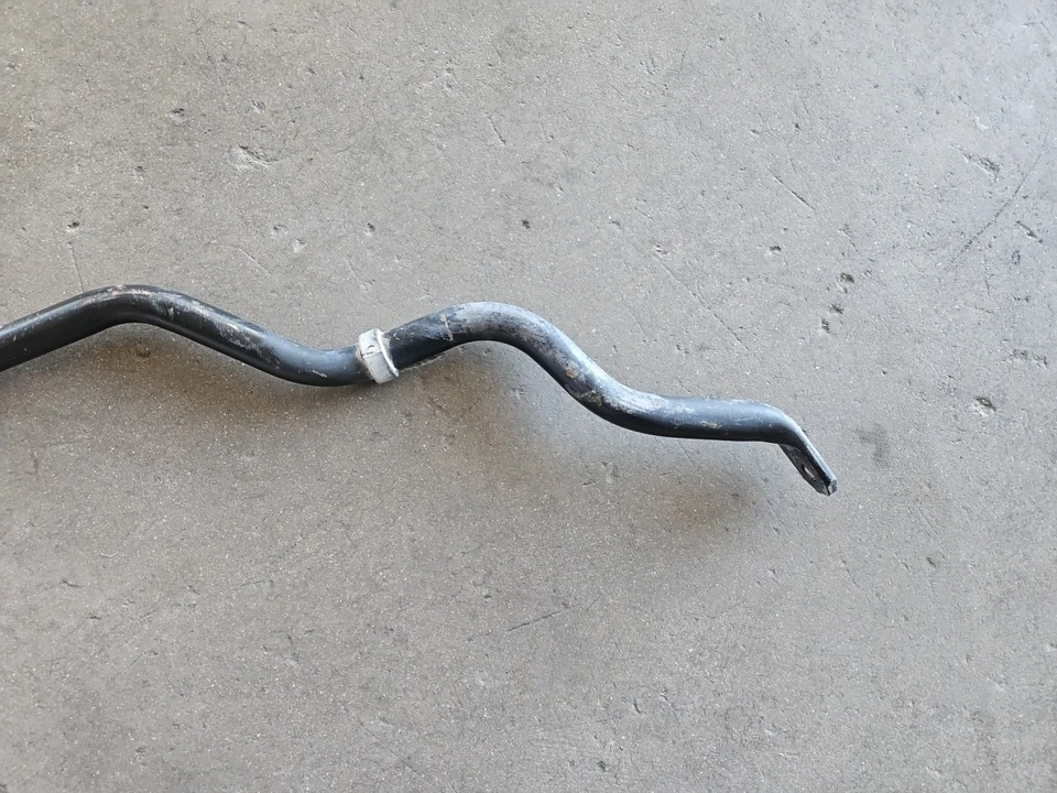 Barra estabilizadora de suspensión delantera Infiniti G35 Sedán G37 07-15 54610-JK010 Foto 4 de 4