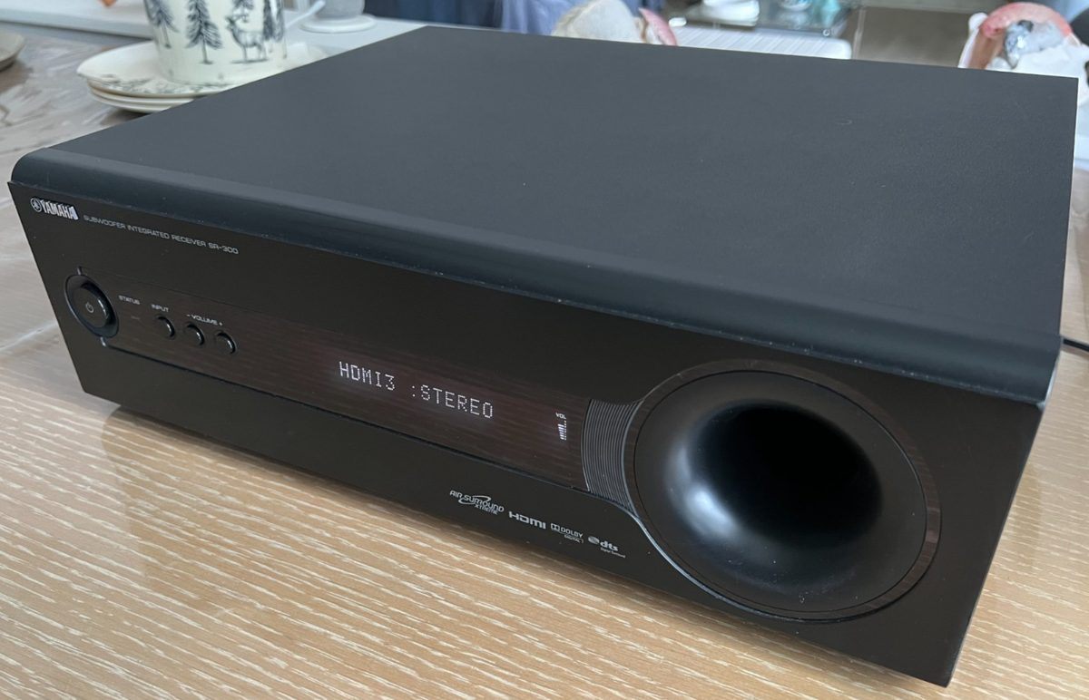 Yamaha Sr-300 Home Theater Receiver With Integrated Subwoofer for
