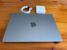 Apple MacBook Air 13-inch 8-core M2 16GB RAM 256GB SSD Sequoia Retina