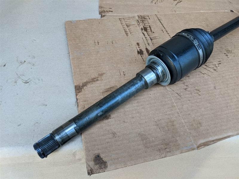 2013 2016 MercedesBenz GL450 Front Right Axle Shaft 1663301300