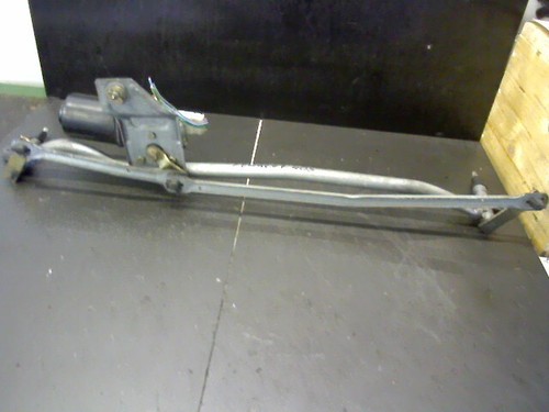 Scheibenwischermotor M Gestänge Peugeot 405 15E/15B Limousine