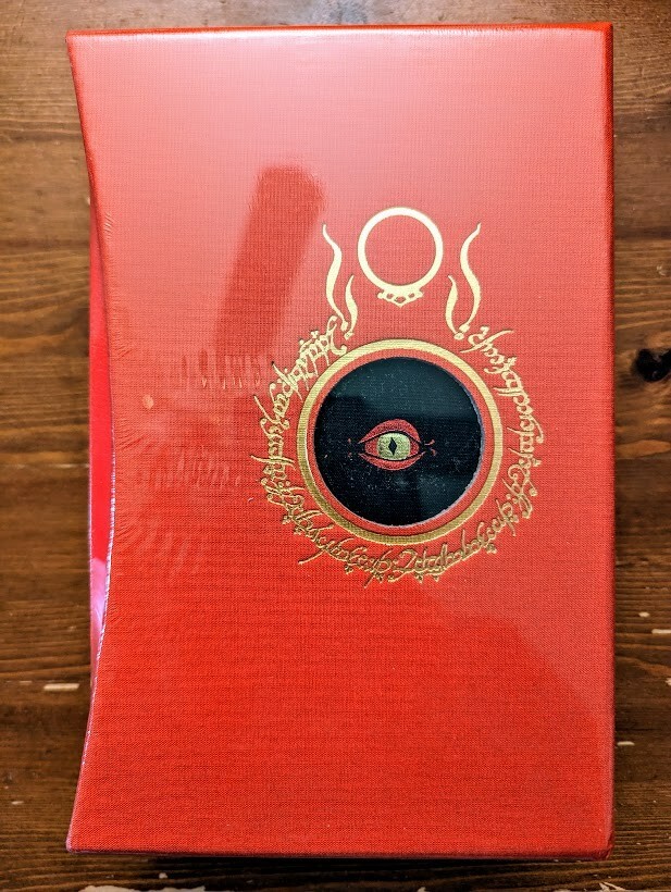 The Lord of the Rings　special edition Amazon.com: The Lord of the Rings Deluxe Illustrated by the