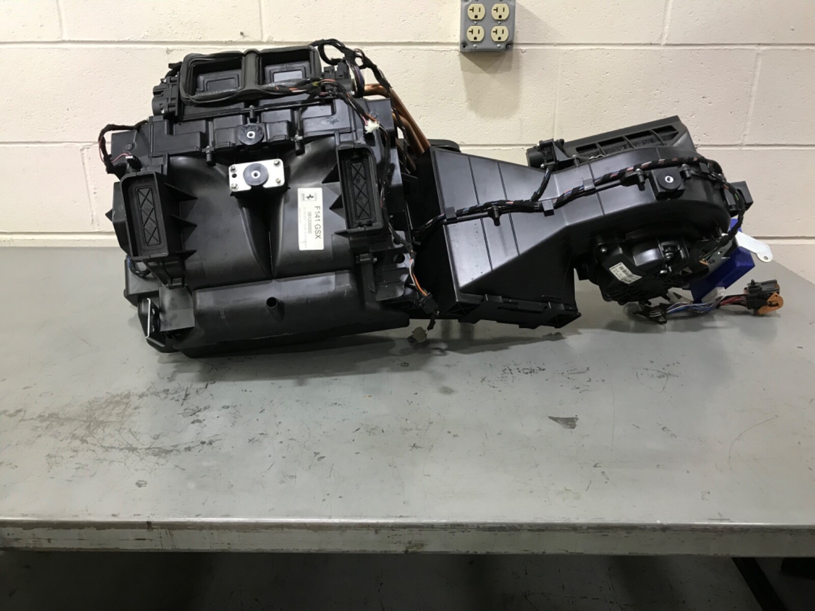 ferrari 599 hvac evaporator box #81209000