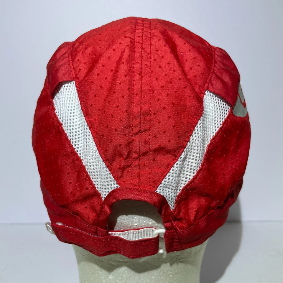 Salomon Red Running Hat Size L/XL - Image 4 of 4