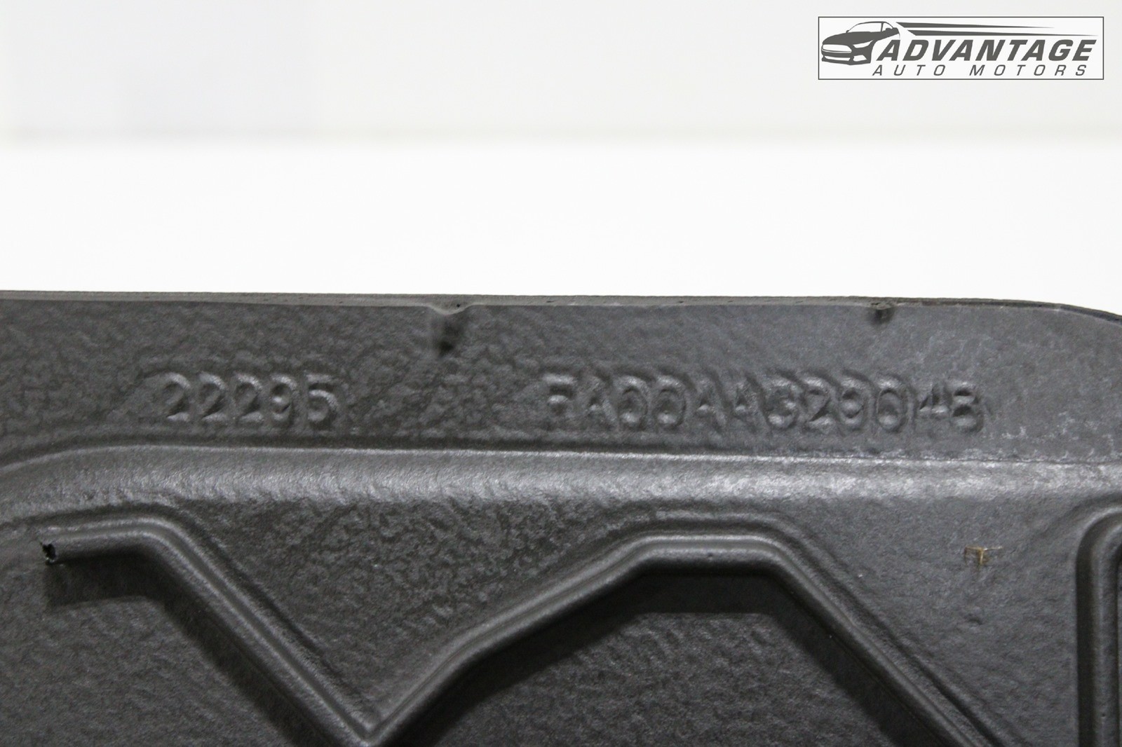 2014-2020 MASERATI QUATTROPORTE FRONT RIGHT DOOR SILL SCUFF KICK PANEL COVER OEM