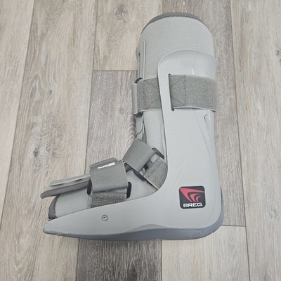 Breg Walker Air Pump Boot Genesis 3 Strap Supportive Unisex Size Medium Grey