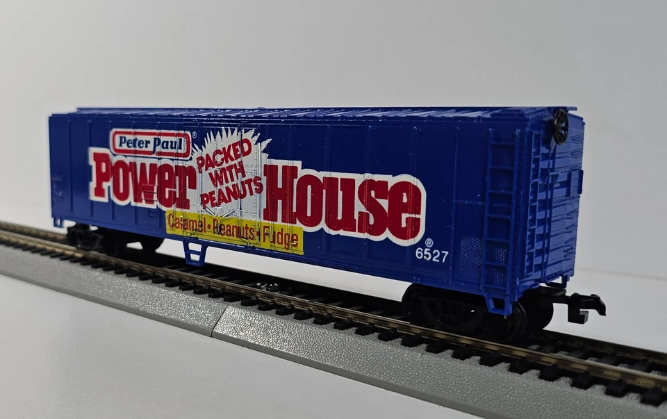 HO Bachmann Peter & Paul Power House 51' Boxcar NOS - Image 3 of 4
