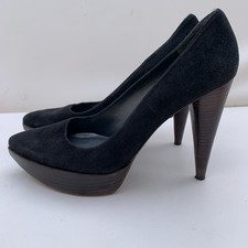 Stuart Weitzman Black Suede Pointed Toe Pumps Heels Women  s Size 8 M Spain