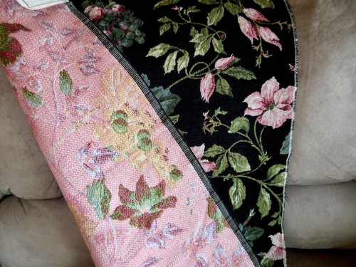 Vintage THORP UPHOLSTERY Tapestry Sample- GRAPE ARBOR+ FLORAL VINE Red on BLACK - Picture 4 of 6