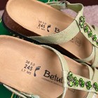 Foto 9 di 9