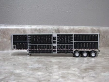 DCP 1/64 Black Wilson Tri-Axle Cattle Livestock Trailer Pot Farm Toy