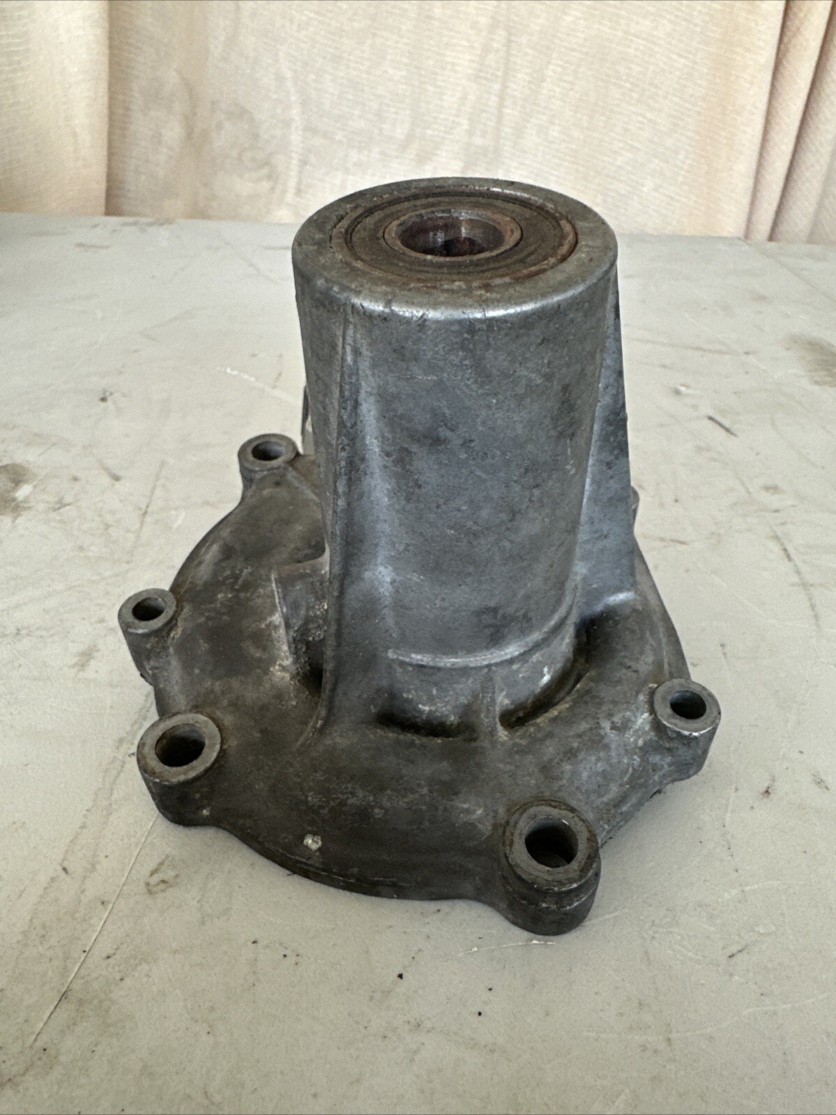 OEM Ferrari Dino 308 208 288 328 Mondial Water Pump Housing 103705 121255 READ