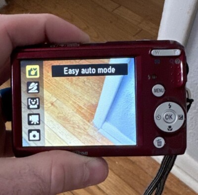 【訳あり動作品】Nikon COOLPIX L20 デジタルカメラ Nikon COOLPIX L20 10.0MP 3.6 Zoom Digital Camera Deep Red