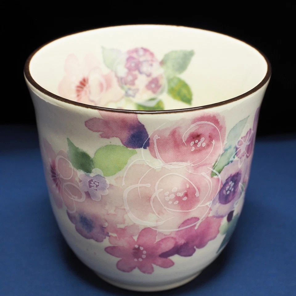 Autêntica xícara de chá japonesa Mino Ware Yunomi 'Bouquet de flores' Sakura ROSA [Feriado] - Imagem 2 de 4
