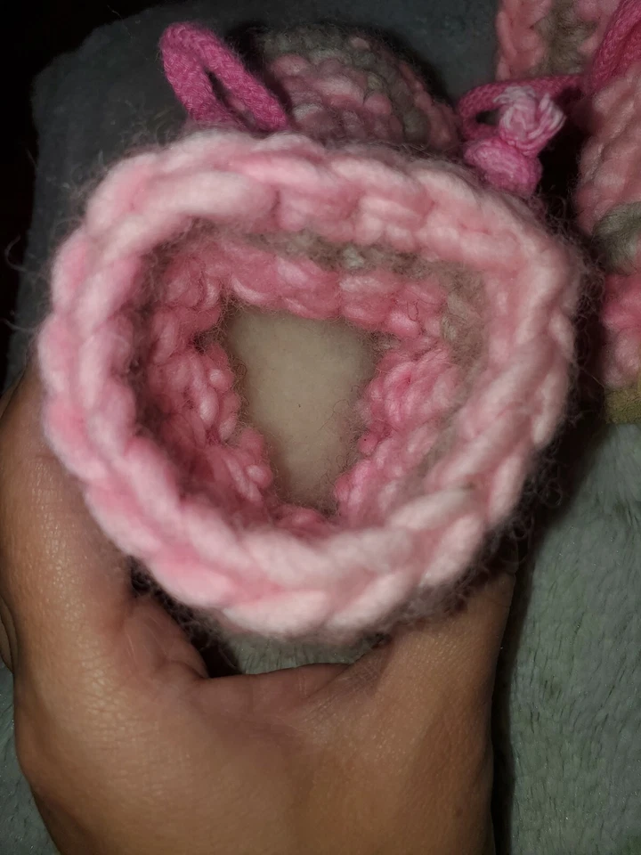 Вязаная розовый младенца ботинок размер 3/4 вязаный ручной работы милый и теплый - Изображение 4 из 4