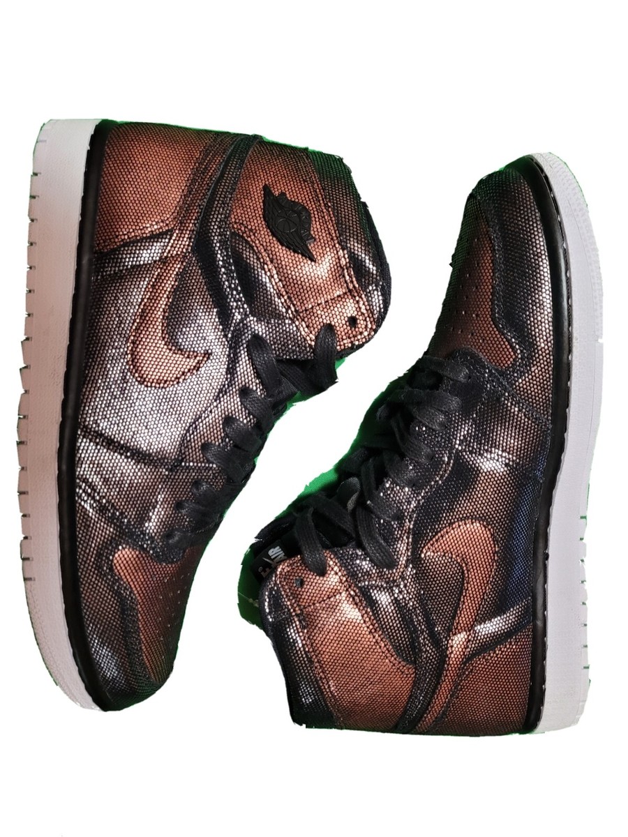 靴 AIR JORDAN 1 RETRO HIGH OG FEARLESS Men's) Air Jordan 1 Retro High OG Fearless 'UNC to Chicago