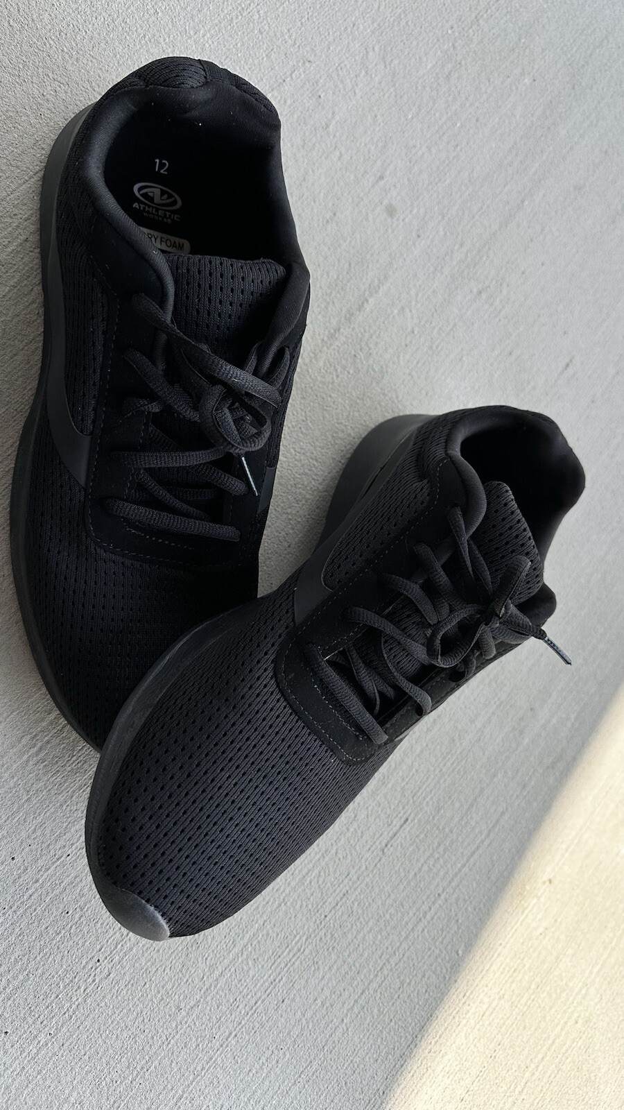 Athletic Works Basic Athletic Shoe Black Men’s Si… - image 4