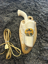 1950'S HOPALONG CASSIDY WALL MOUNT NIGHT LIGHT THE PISTOL IN HOLSTER BY ALADDIN