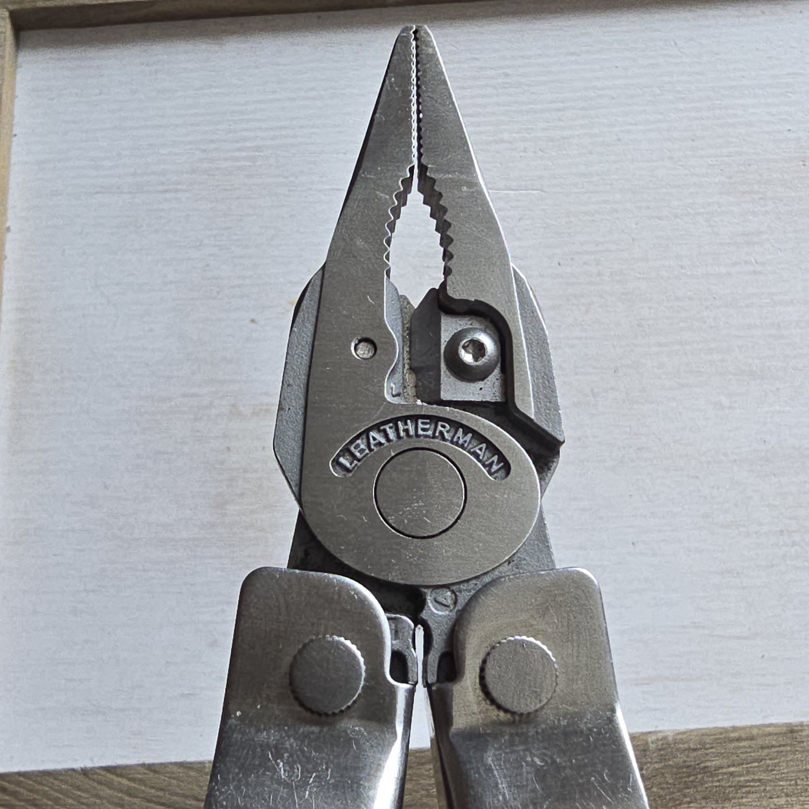 LEATHERMAN SUPER TOOL 300 MULTI TOOL PLIERS KNIFE SUPERTOOL 300 831106