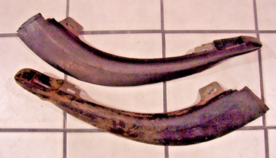 1970 DATSUN 240Z FRONT BUMPER FILLERS!! NOS!! 62694 62695 N3300 early 240Z
