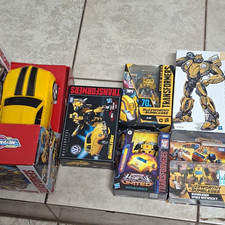 Hasbro Transformers Studio Series Bumblebee & Spike Witwicky Figure Car Set