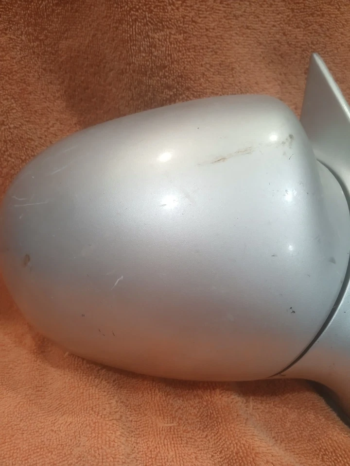 ESPEJO EXTERIOR VISTA LATERAL DERECHO BUICK PARK AVENUE 98-05.   Foto 4 de 4