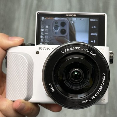 [NEAR MINT] Sony Alpha NEX-3N 16MP Digita white Camera OSS 16-50mm Lens English