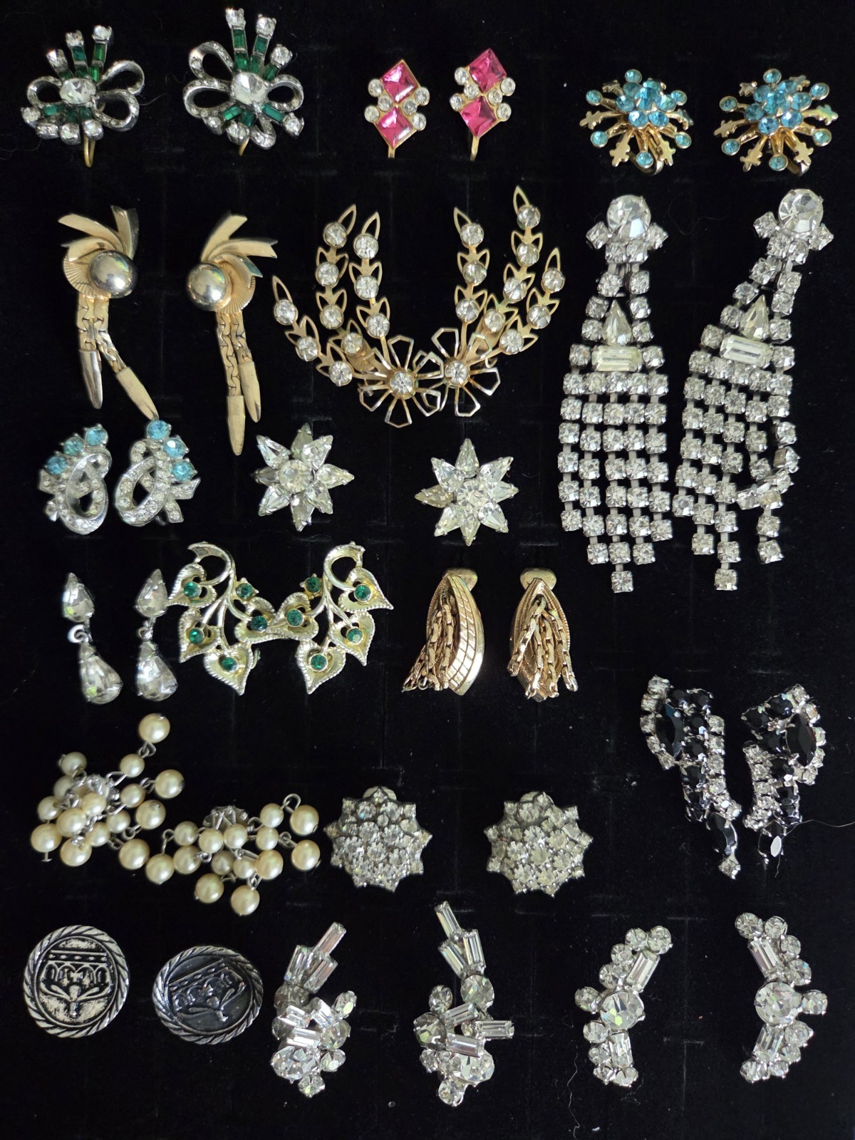 HUGE LOT Vintage Rhinestone Earrings Clip On & Screw Back Pairs BEAUTIFUL!!