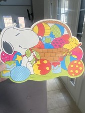 Vtg Snoopy Easter Die Cut 1965 Hallmark Woodstock Dying Eggs Basket Peanuts