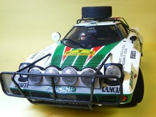LANCIA STRATOS HF ALITALIA Gr.4 SAFARI RALLY 1977 MUNARI.SODANO SCALA 1/12 - Foto 1 di 10