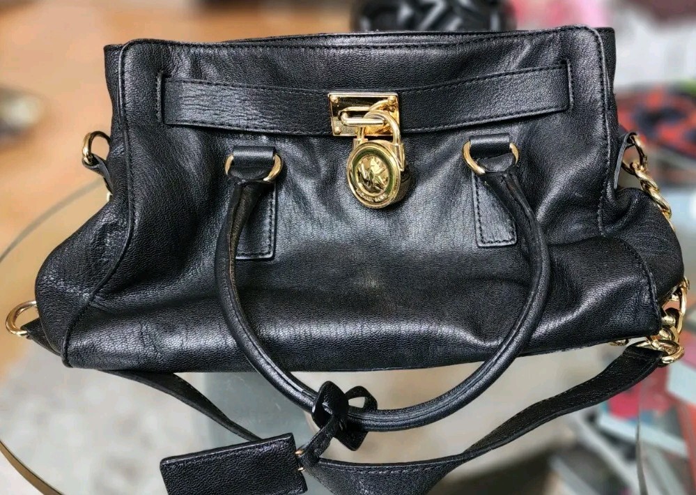Michael Kors Hamilton Black With Gold Lock Saffiano Leather  display picture 3