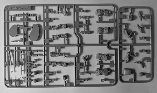 1/35 Sd.Kfz.2 Kettenkraftrad (trailer+3 figures ) Tamiya 35377 Plastic Model kit - Picture 6 of 18