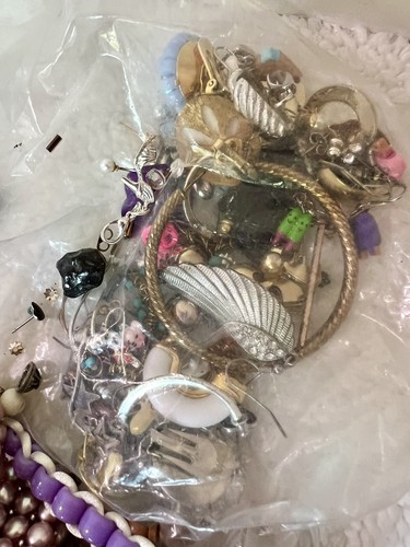 Bulk Crafting Jewelry Making Lot 6lbs 4.8oz Untested Tangles Beads Chains & More - Picture 7 of 24