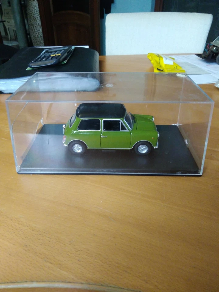 Innocenti Mini Cooper MK3 1300 del 1972 scala 1/25 - Immagine 4 di 4