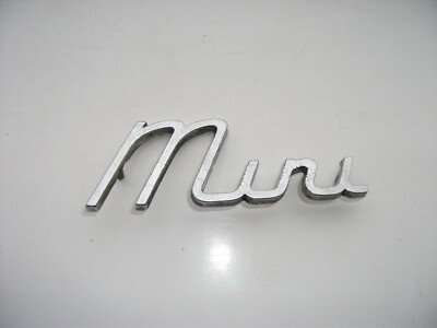 CLASSIC MINI SCRIPT BADGE WITH BOTH PINS.