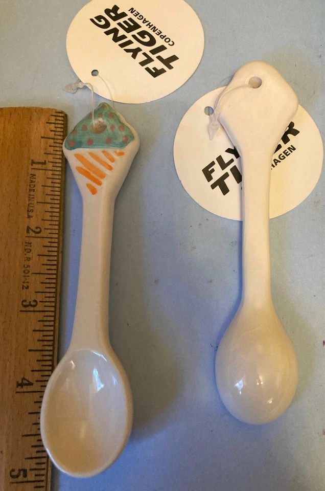 Juego de cucharas de cerámica Flying Tiger blancas a juego 5" de largo NUEVO con etiqueta Foto 3 de 3
