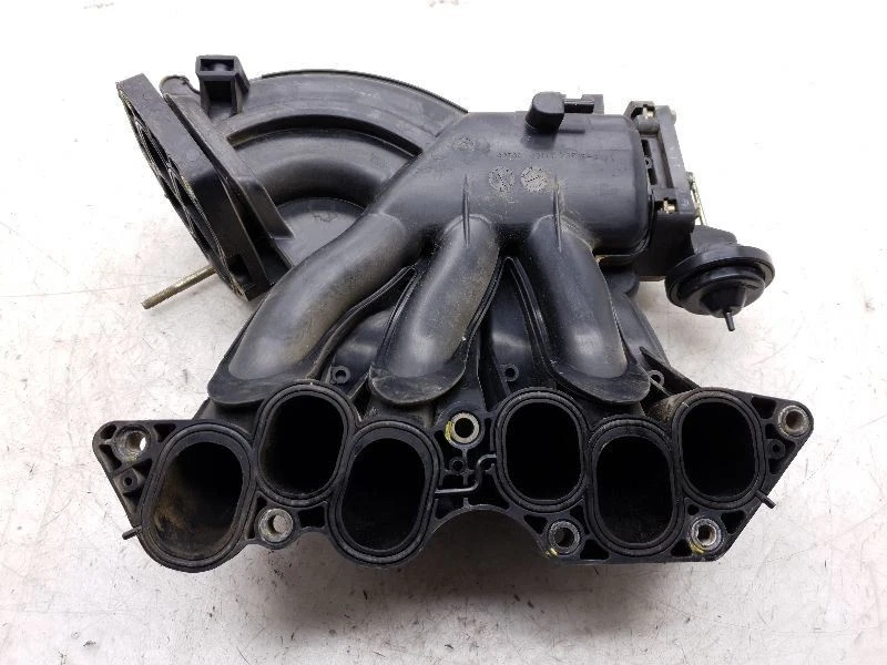 03-06 MONTAJE COLECTOR DE ADMISIÓN SUPERIOR TOYOTA CAMRY 3.0L 6CYL Foto 3 de 4